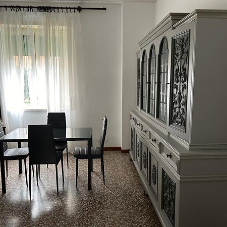Tra Mare E Arte Lägenhet Lido di Ostia Exteriör bild